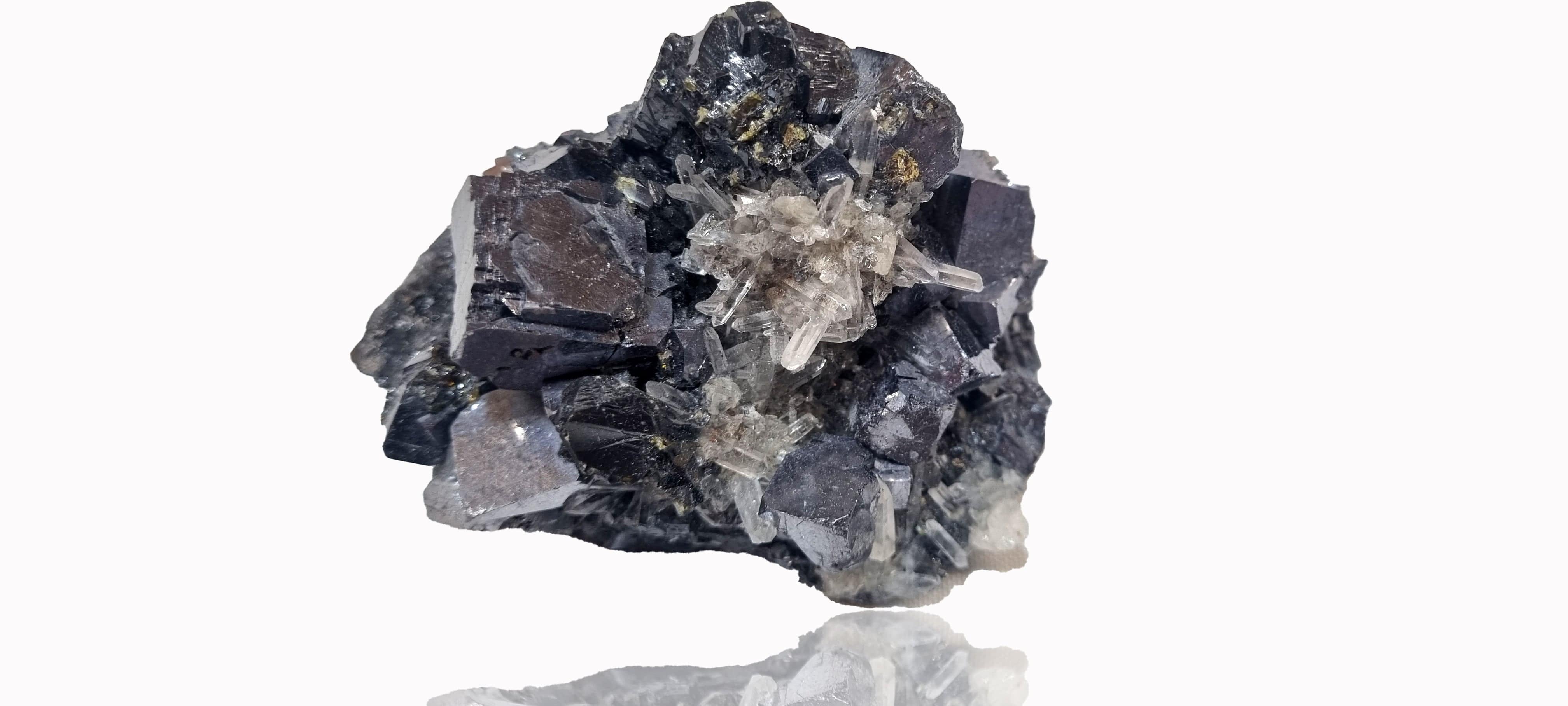 Sphalerite & needle Quartz on cubical mirror Galena.
